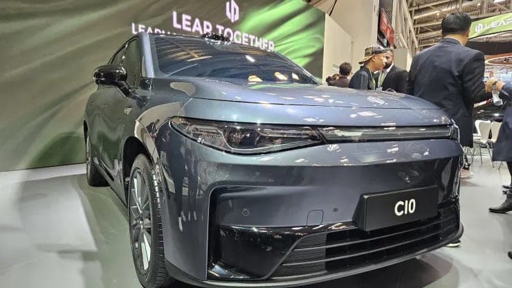 Stellantis invests $1.6 billion in Chinese EV maker Leapmotor
